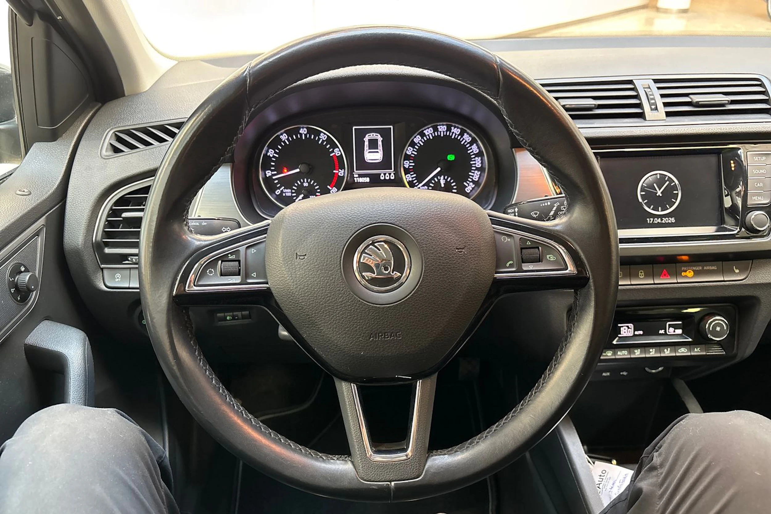 harmaa Skoda Fabia 2015 kuva 20.