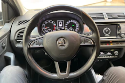 harmaa Skoda Fabia 2015 kuva 20.