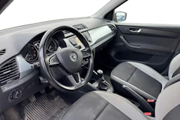 ruskea (beige) Skoda Fabia 2015 kuva 3.