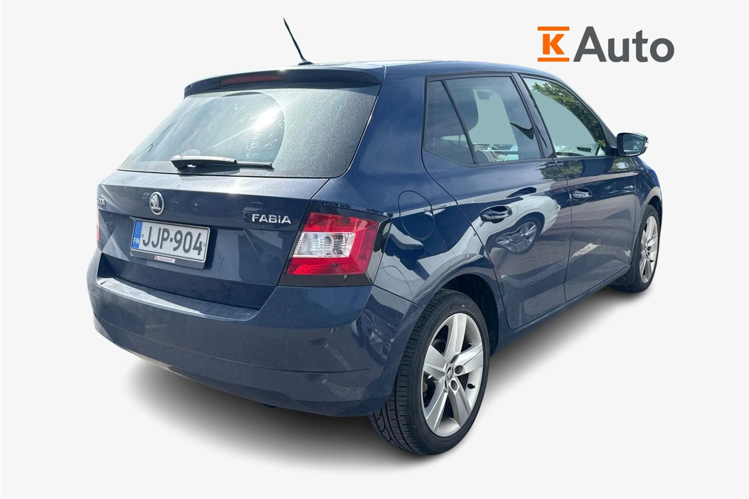 sininen Skoda Fabia 2015 kuva 2.