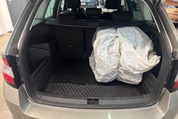 ruskea (beige) Skoda Fabia 2015 kuva 16.