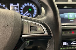 sininen Skoda Fabia 2015 kuva 22.