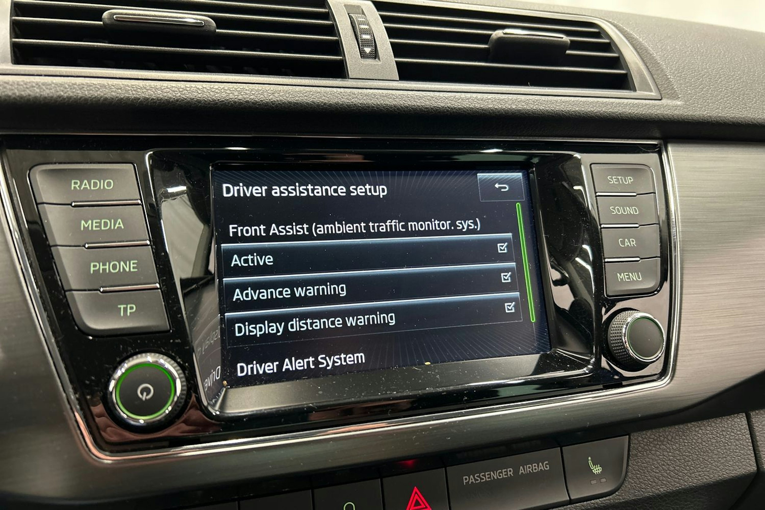 sininen Skoda Fabia 2015 kuva 24.