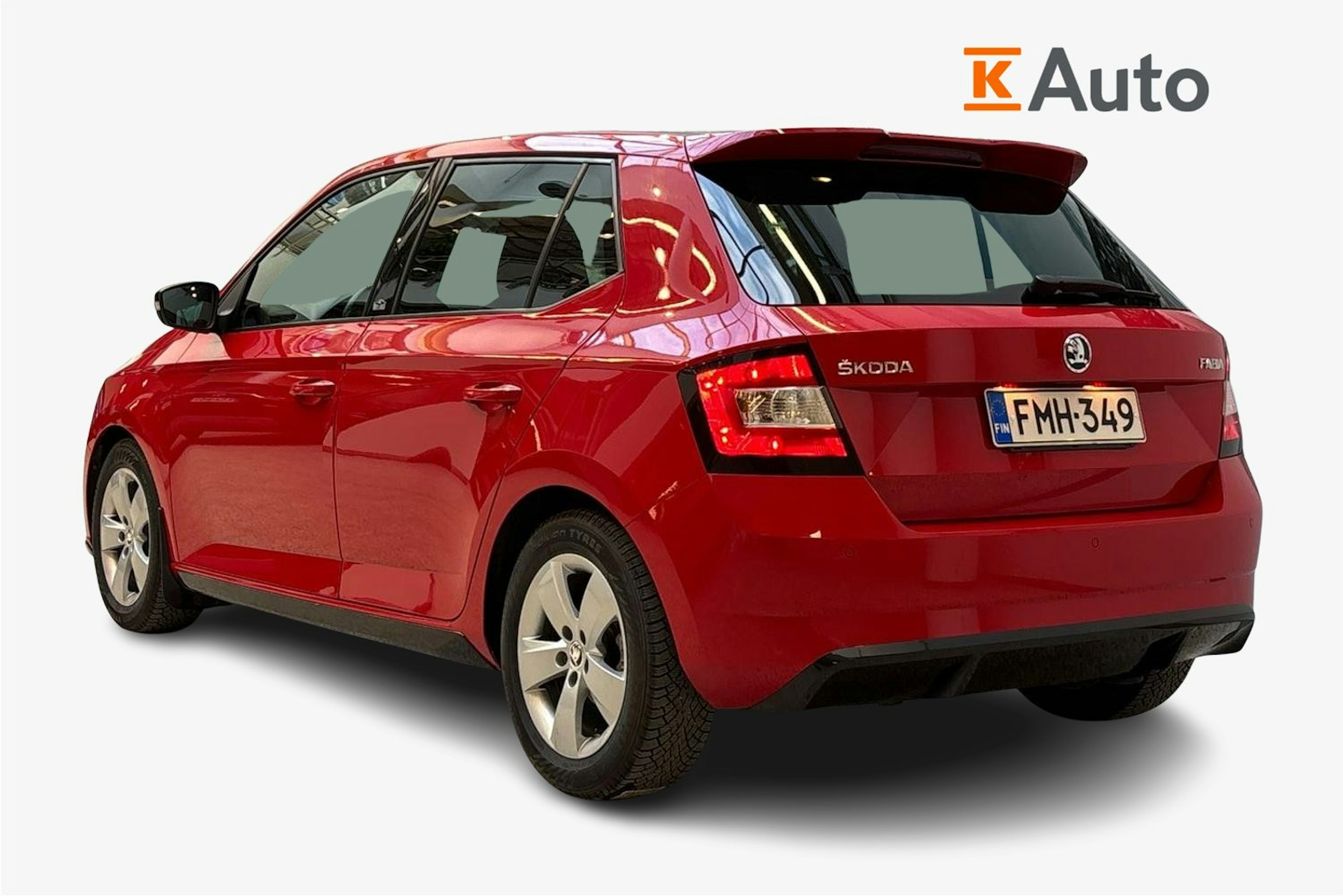 punainen Skoda Fabia 2016 kuva 2.