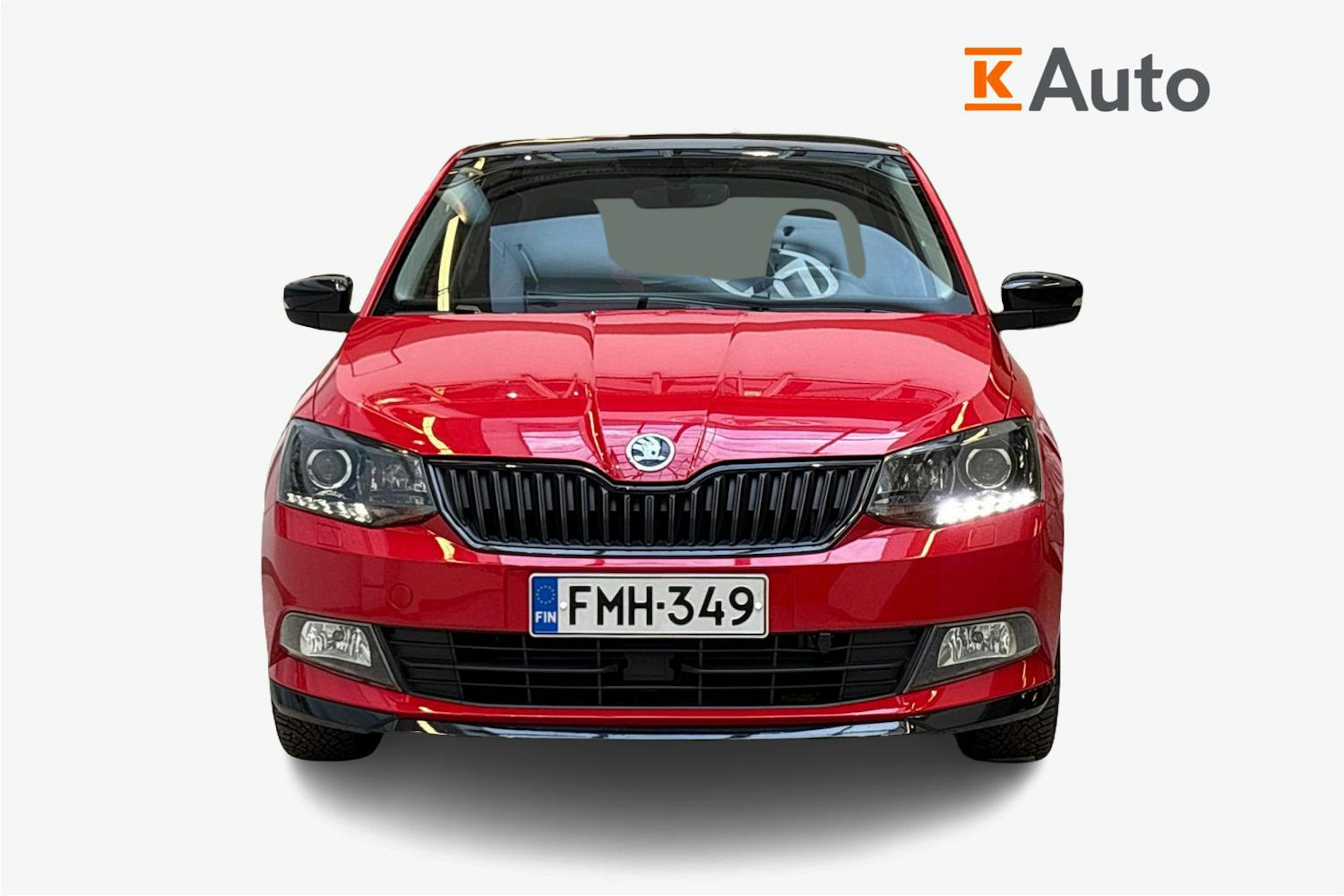 punainen Skoda Fabia 2016 kuva 5.