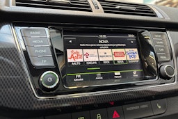 punainen Skoda Fabia 2016 kuva 24.