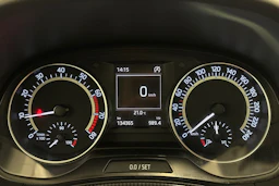 punainen Skoda Fabia 2016 kuva 17.