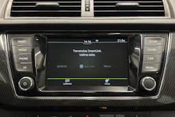 punainen Skoda Fabia 2016 kuva 18.