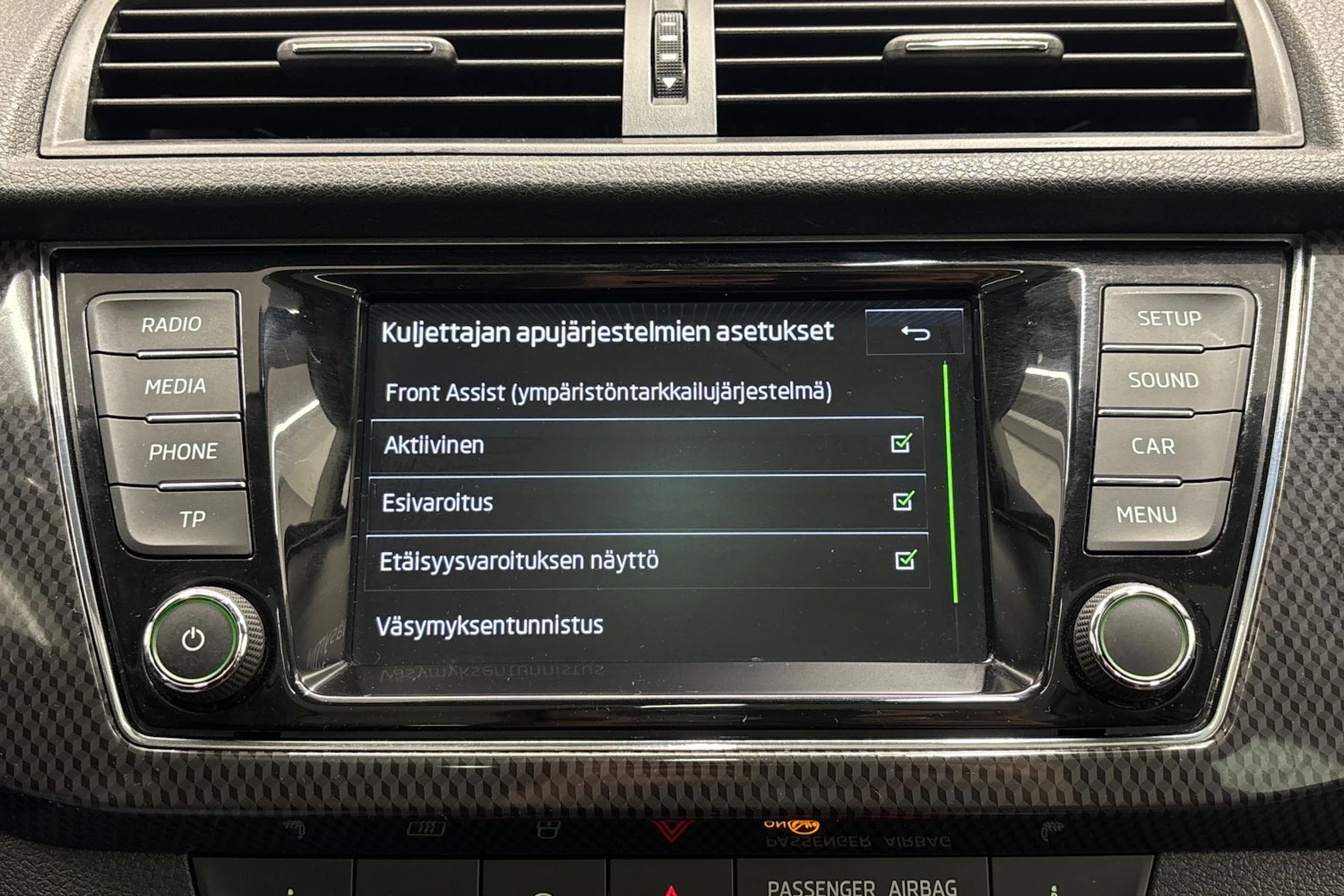 punainen Skoda Fabia 2016 kuva 19.