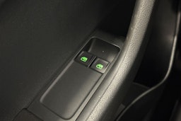 ruskea (beige) Skoda Fabia 2016 kuva 9.