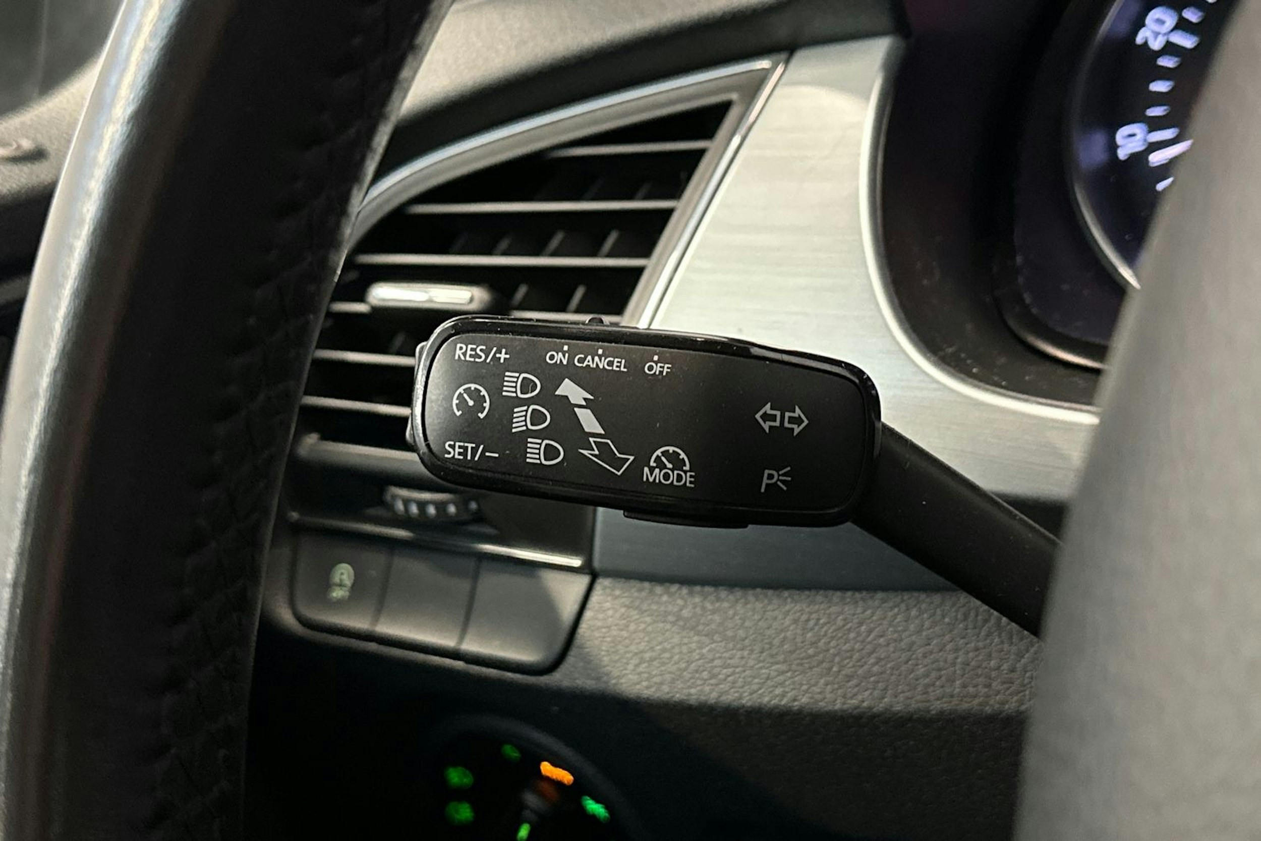 ruskea (beige) Skoda Fabia 2016 kuva 11.