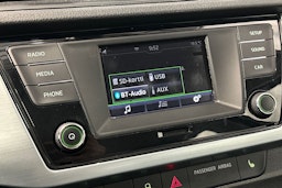 ruskea (beige) Skoda Fabia 2016 kuva 17.