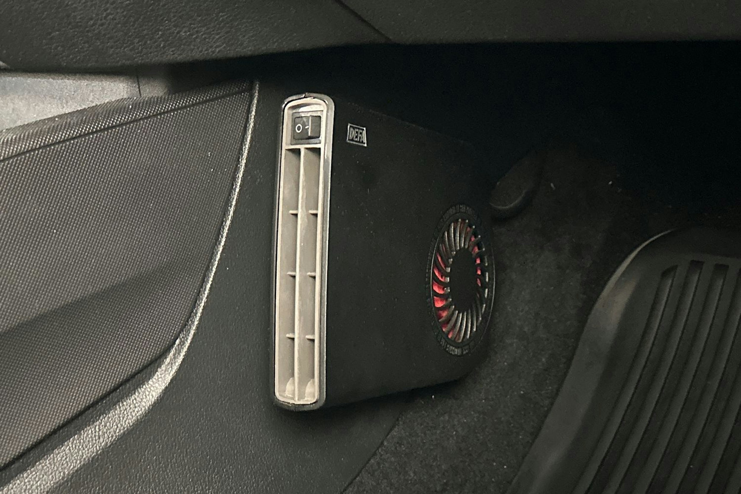 ruskea (beige) Skoda Fabia 2016 kuva 20.
