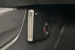 ruskea (beige) Skoda Fabia 2016 kuva 20.