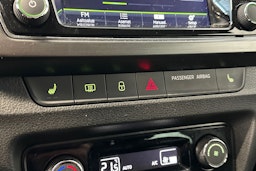 punainen Skoda Fabia 2016 kuva 24.