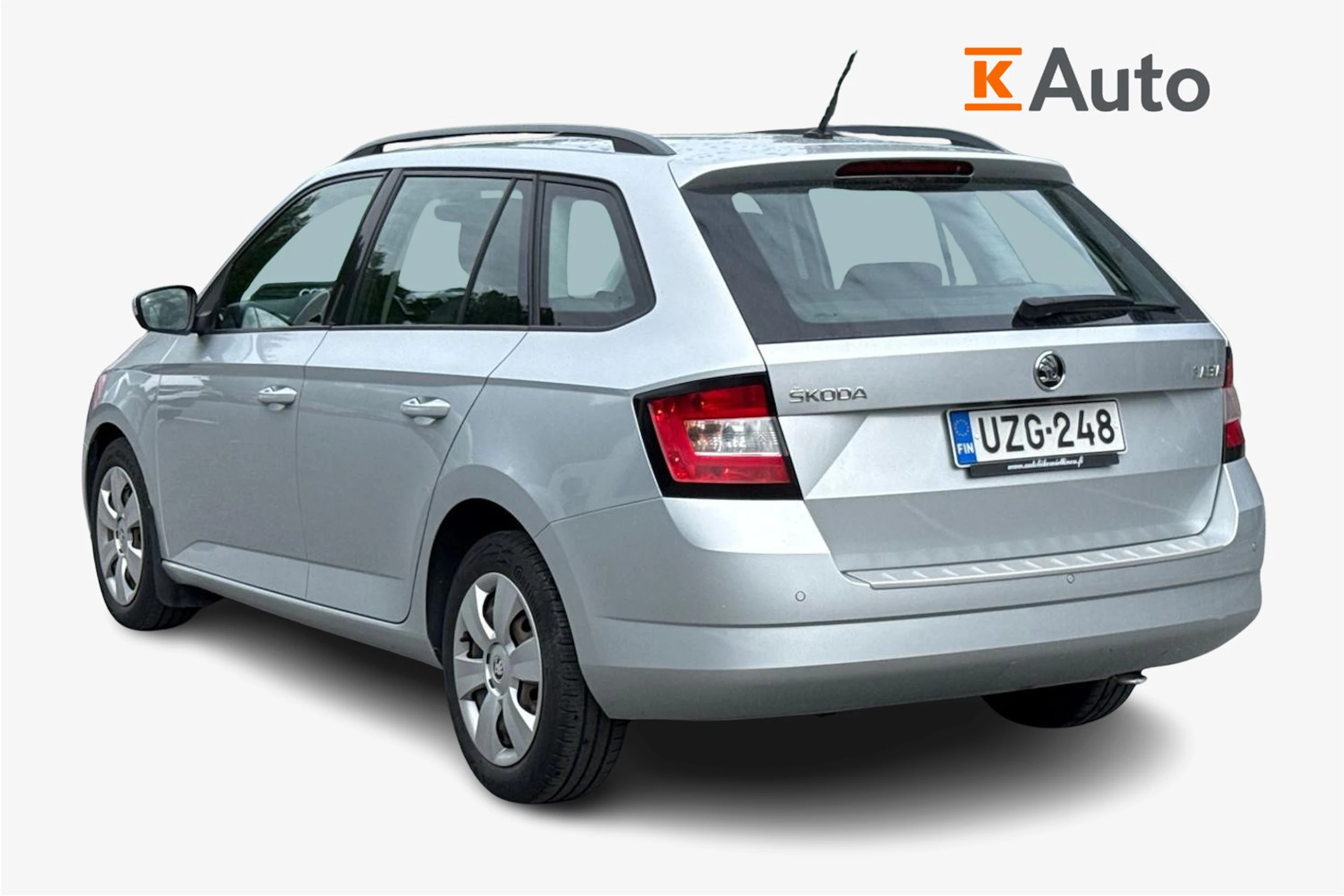 harmaa Skoda Fabia 2017 kuva 2.