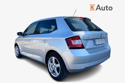 harmaa Skoda Fabia 2016 kuva 2.