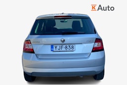 harmaa Skoda Fabia 2016 kuva 3.