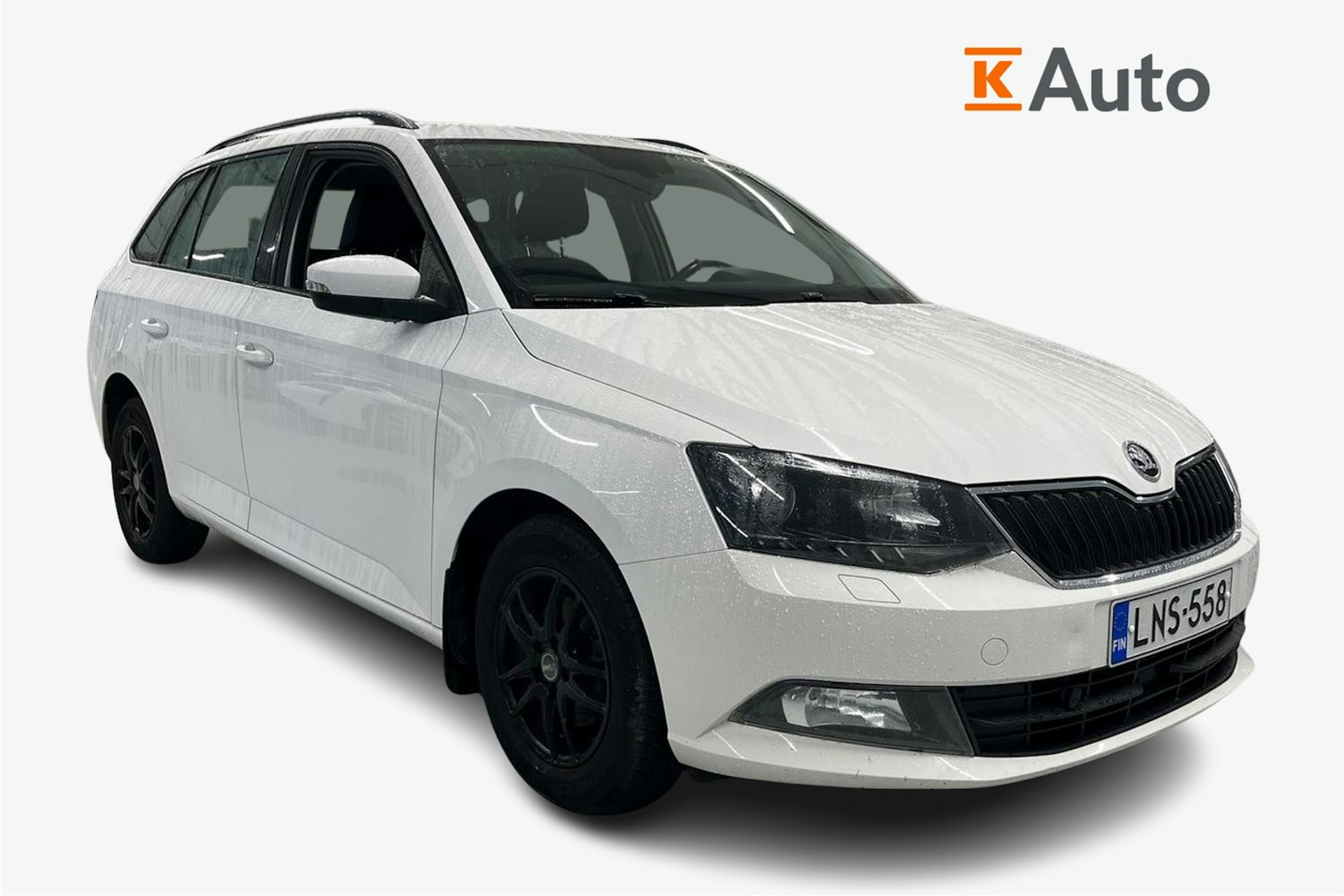 Valkoinen Skoda FABIA 2017 kuva 1.