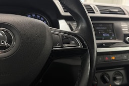 Valkoinen Skoda FABIA 2017 kuva 15.