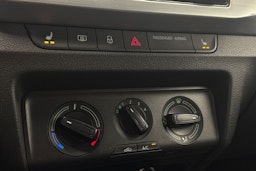 Valkoinen Skoda FABIA 2017 kuva 22.