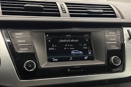 Valkoinen Skoda FABIA 2017 kuva 23.