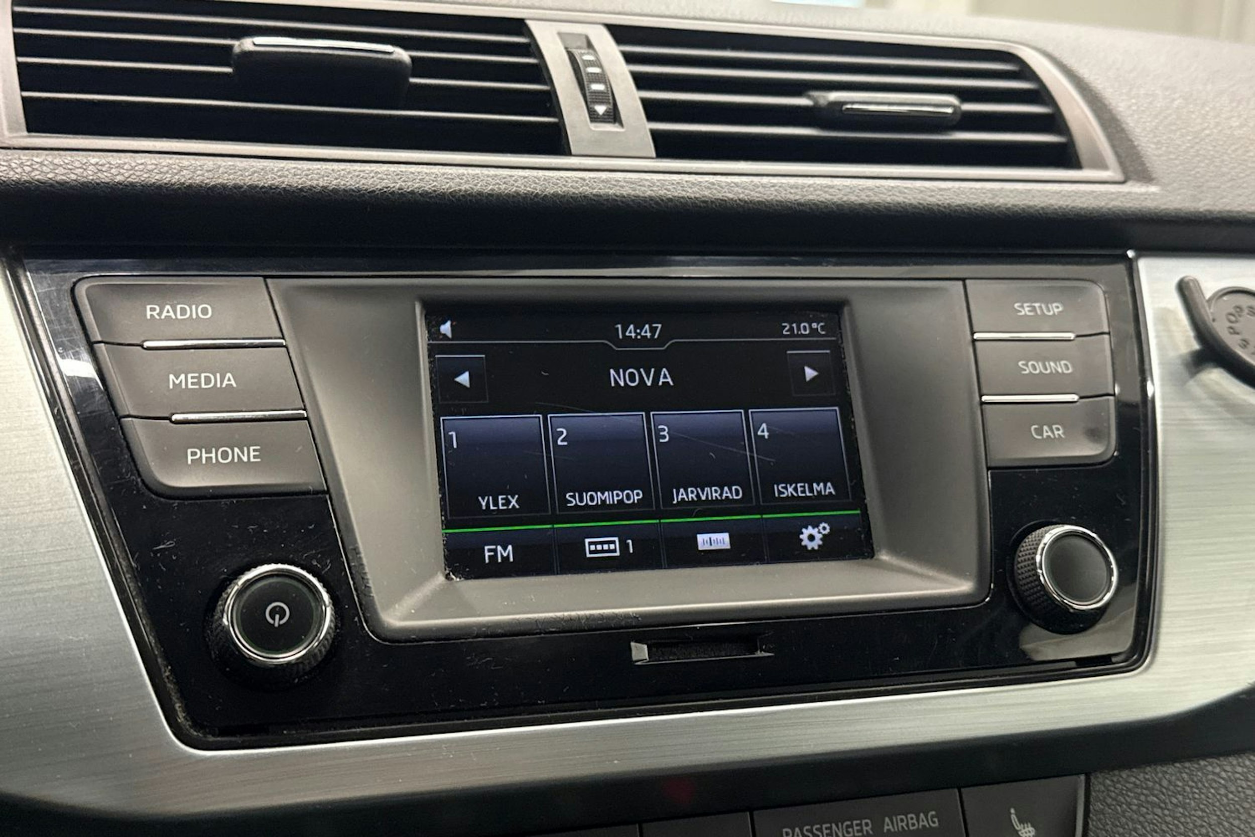 Valkoinen Skoda FABIA 2017 kuva 24.