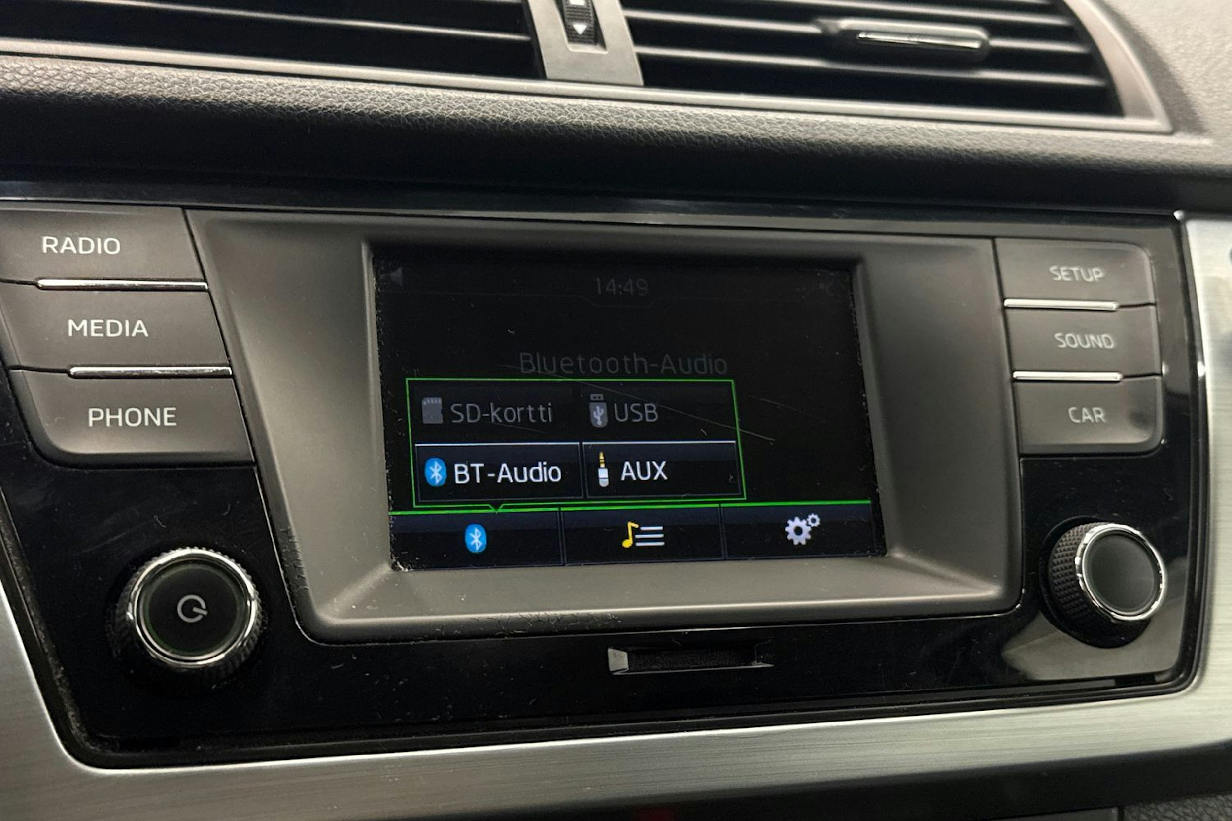 Valkoinen Skoda FABIA 2017 kuva 25.