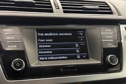 Valkoinen Skoda FABIA 2017 kuva 28.