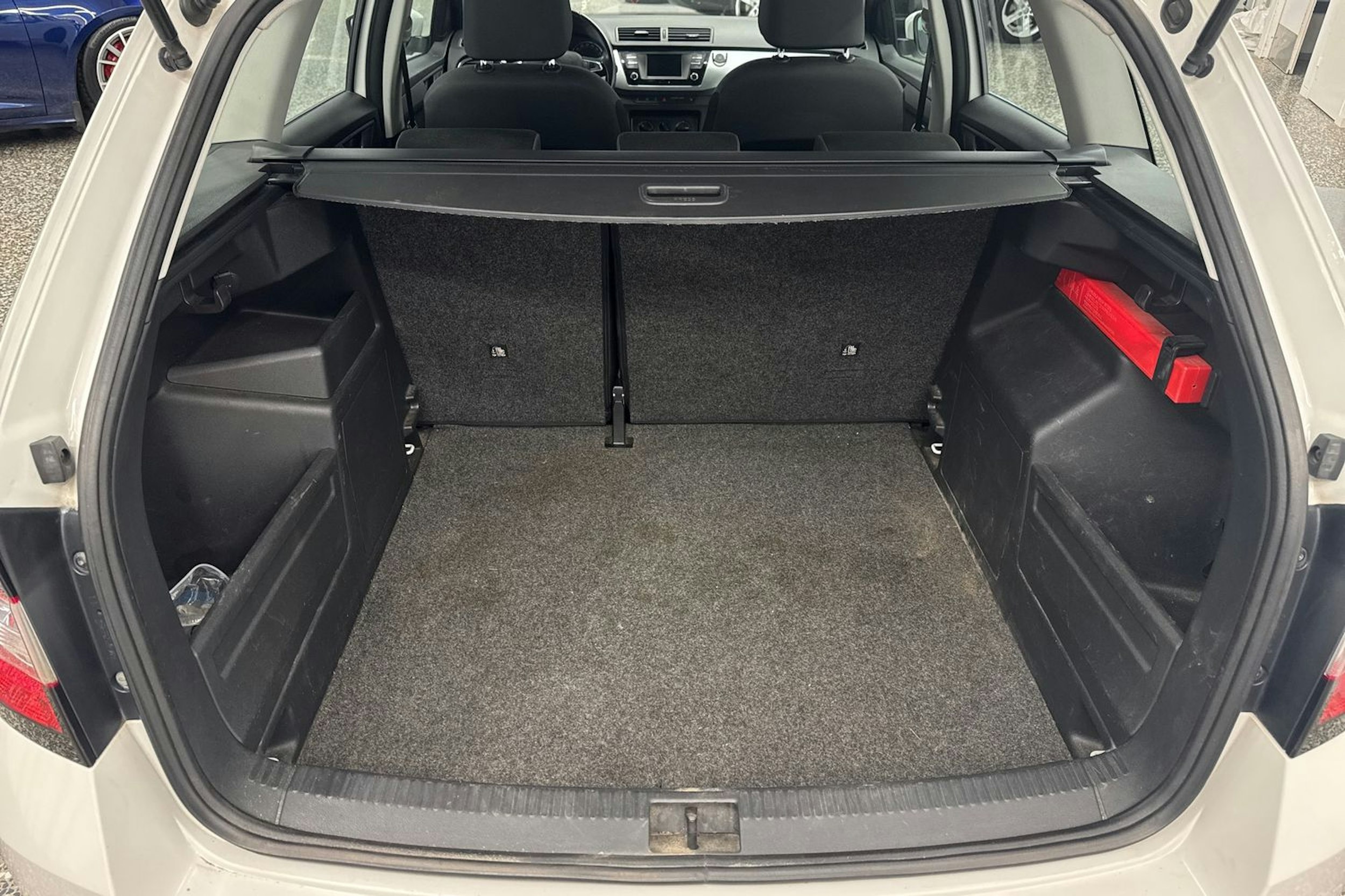 Valkoinen Skoda FABIA 2017 kuva 32.