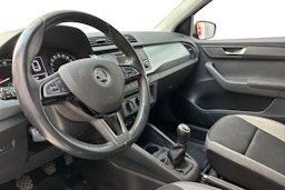 ruskea (beige) Skoda Fabia 2017 kuva 7.