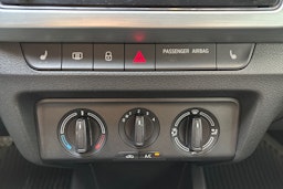 ruskea (beige) Skoda Fabia 2017 kuva 26.