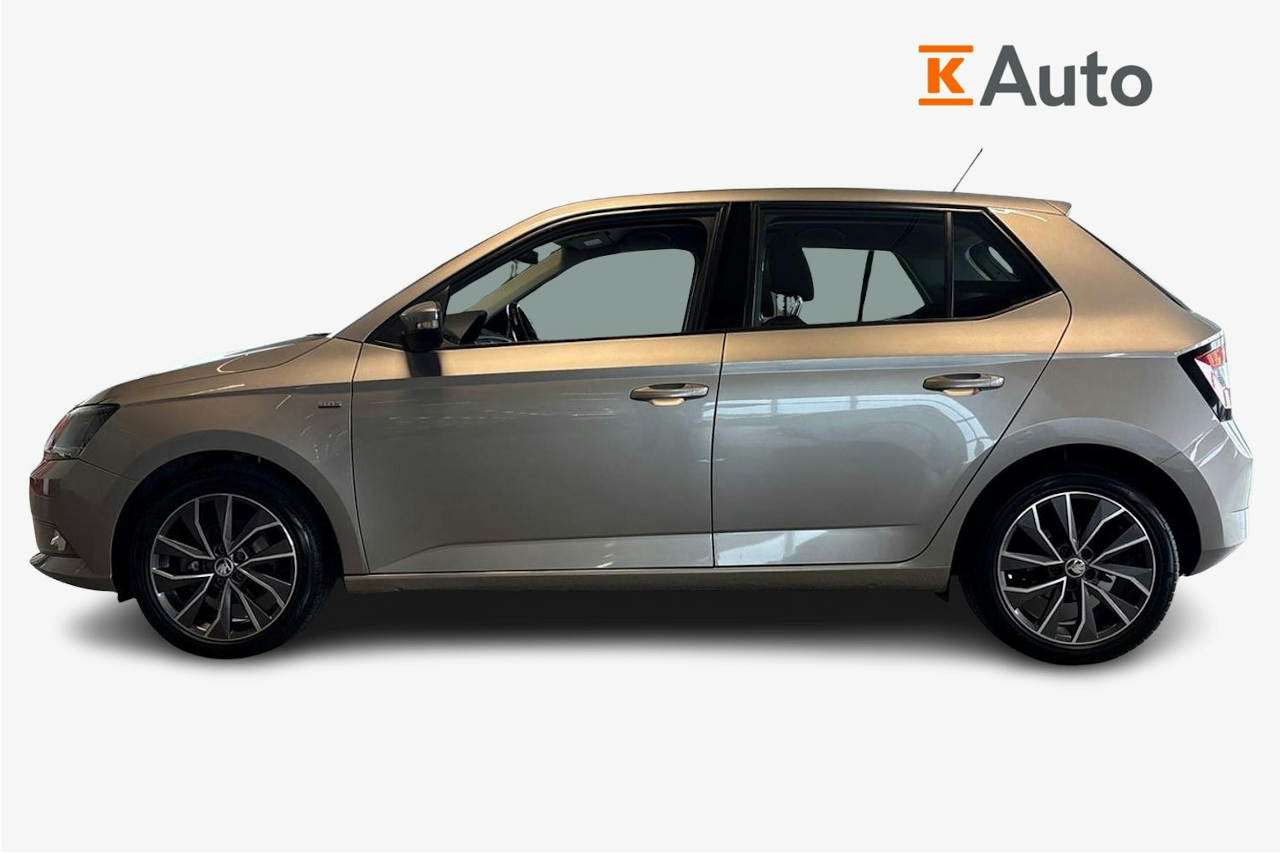 Ruskea (beige) Skoda FABIA 2017 kuva 5.