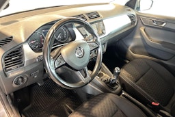 Ruskea (beige) Skoda FABIA 2017 kuva 6.