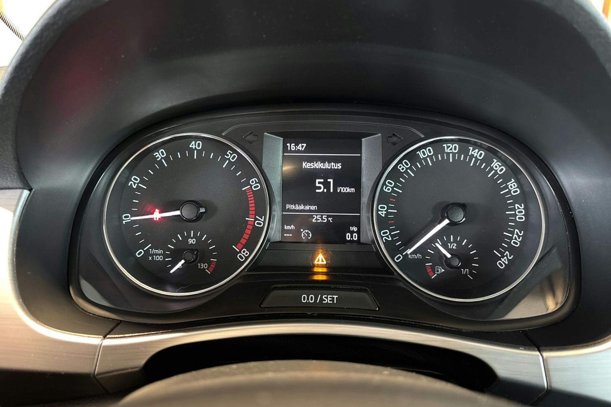 Ruskea (beige) Skoda FABIA 2017 kuva 11.