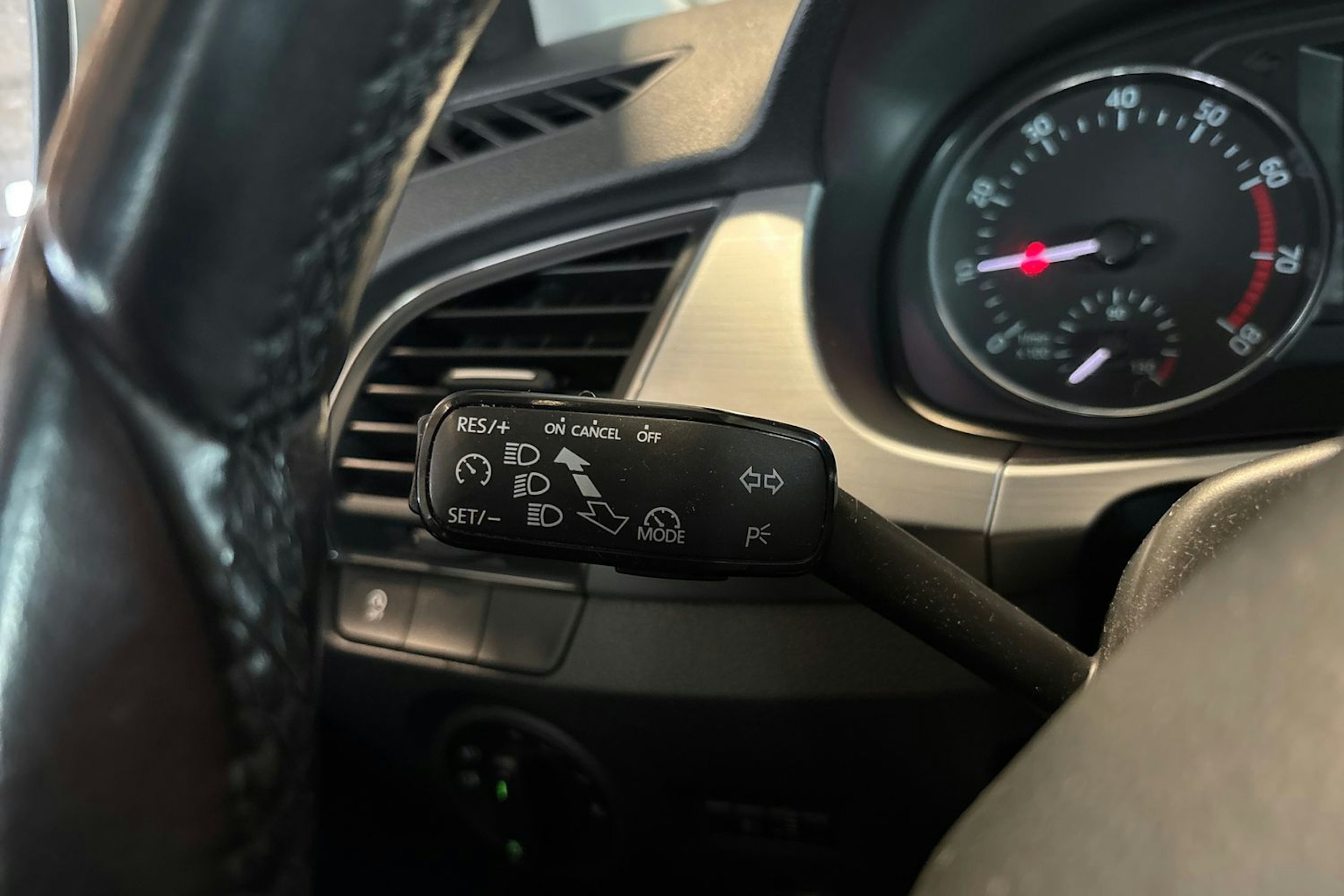 Ruskea (beige) Skoda FABIA 2017 kuva 12.