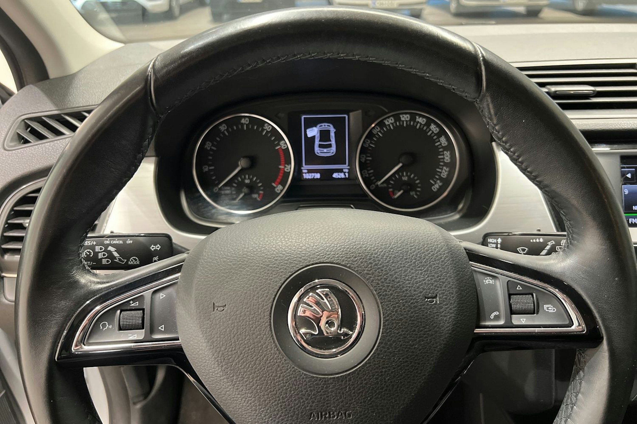 harmaa Skoda Fabia 2017 kuva 12.