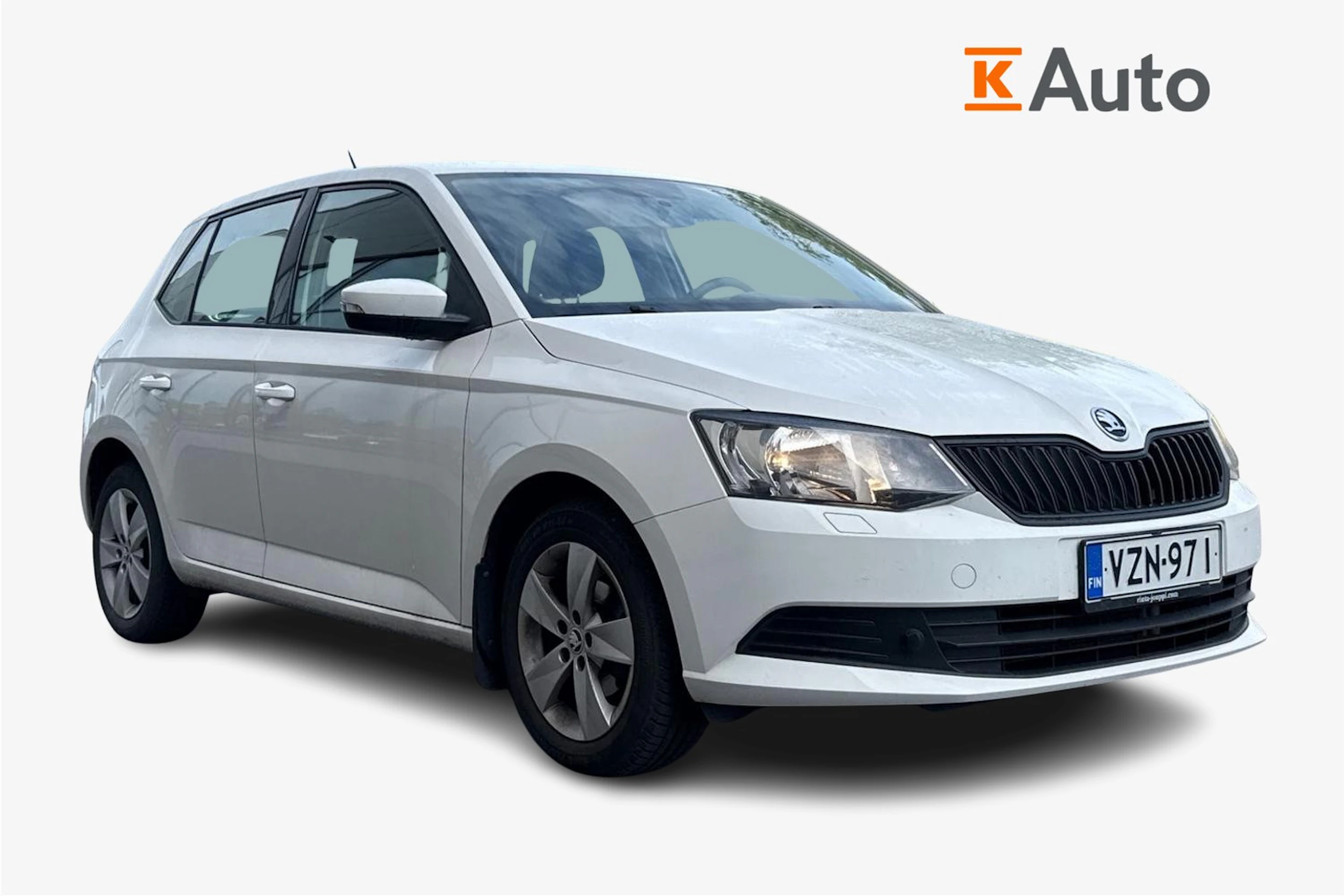 valkoinen Skoda Fabia 2017 kuva 1.