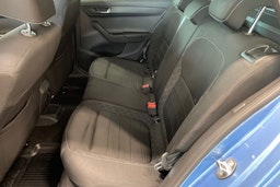 sininen Skoda Fabia 2017 kuva 10.