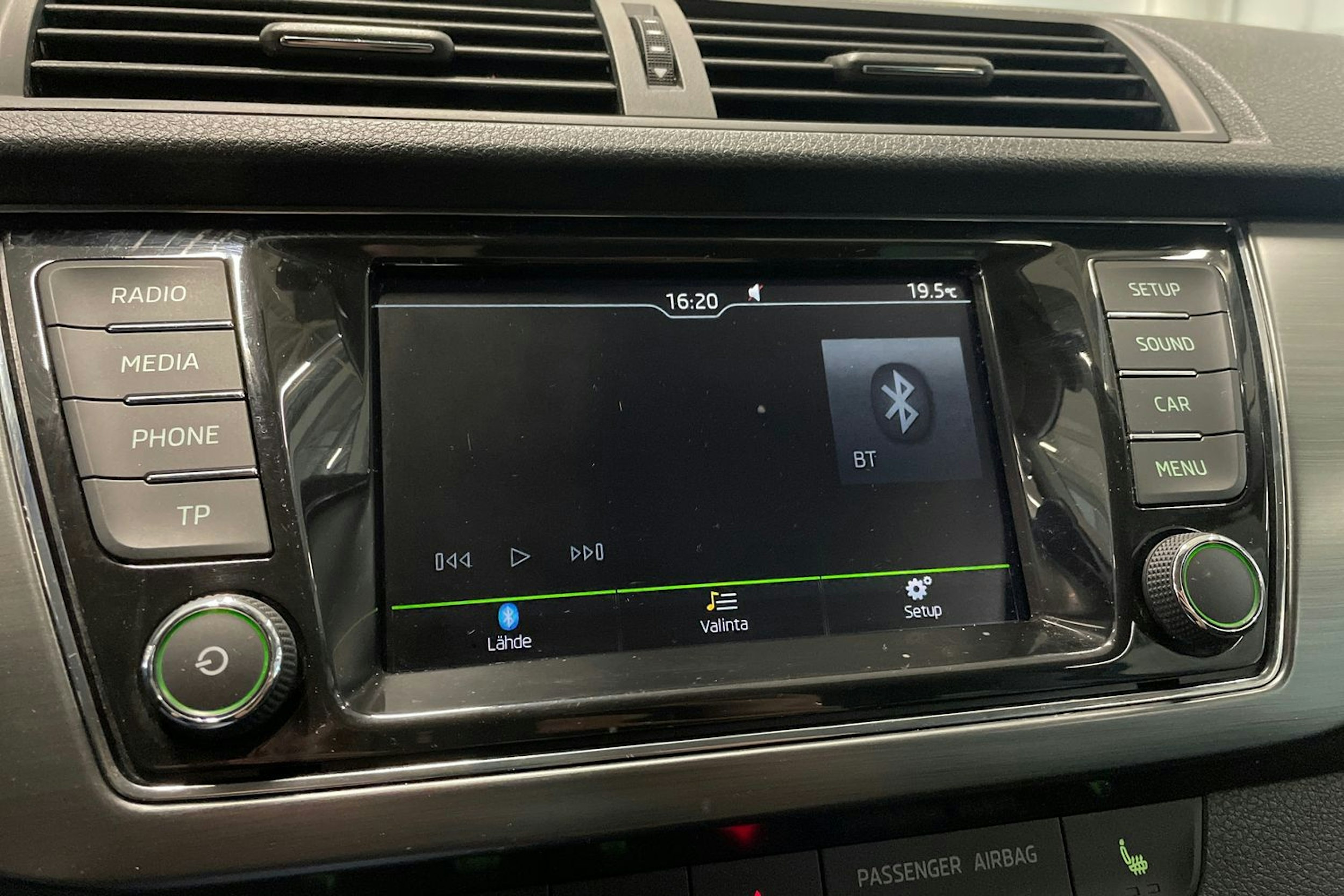 sininen Skoda Fabia 2017 kuva 26.