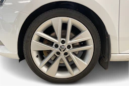 Valkoinen Skoda FABIA 2017 kuva 9.