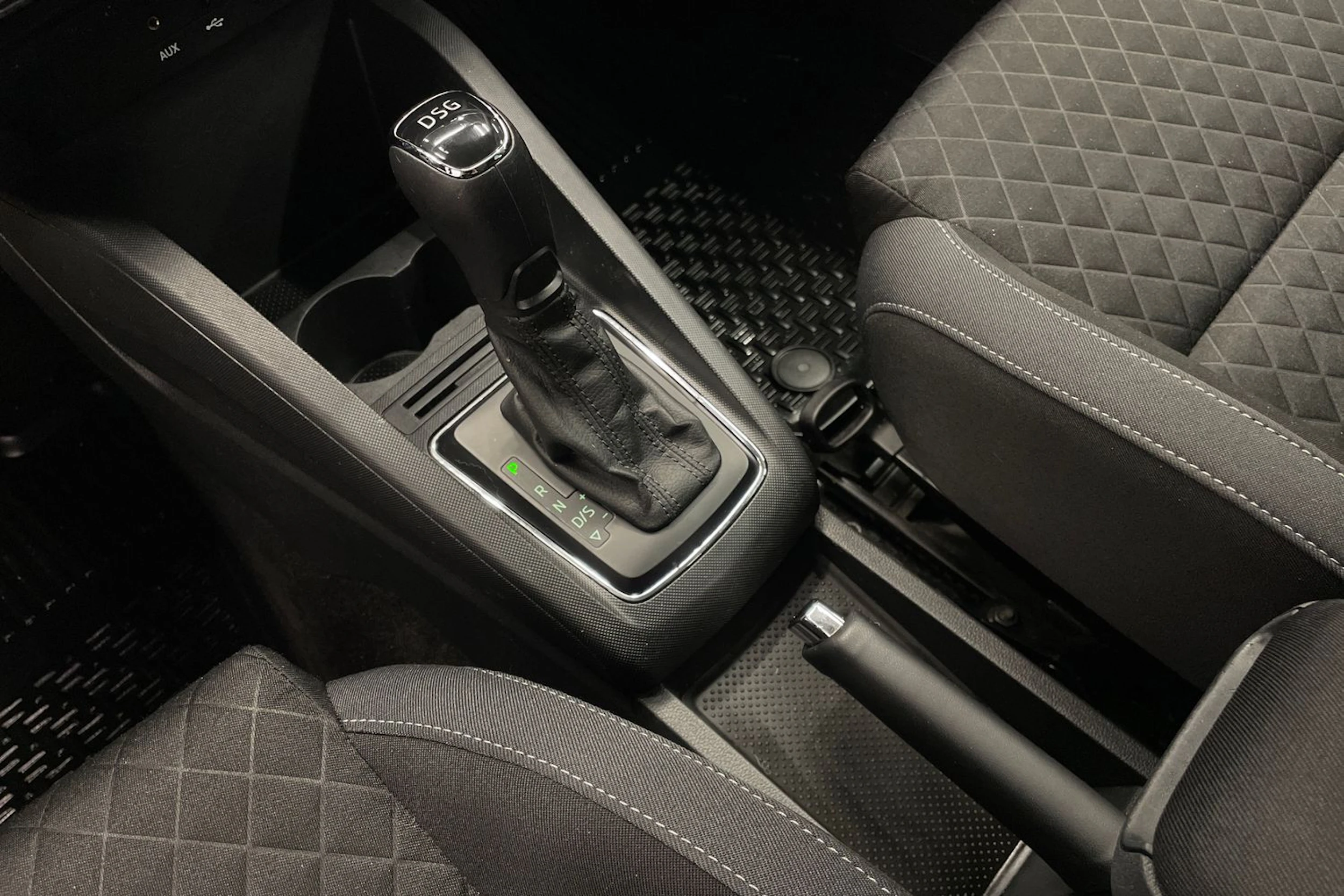Valkoinen Skoda FABIA 2017 kuva 17.