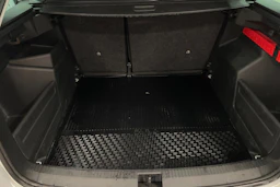 Valkoinen Skoda FABIA 2017 kuva 20.