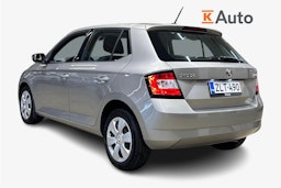 ruskea (beige) Skoda Fabia 2017 kuva 2.