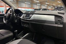 ruskea (beige) Skoda Fabia 2018 kuva 14.