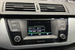 ruskea (beige) Skoda Fabia 2018 kuva 19.