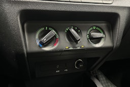 ruskea (beige) Skoda Fabia 2018 kuva 21.