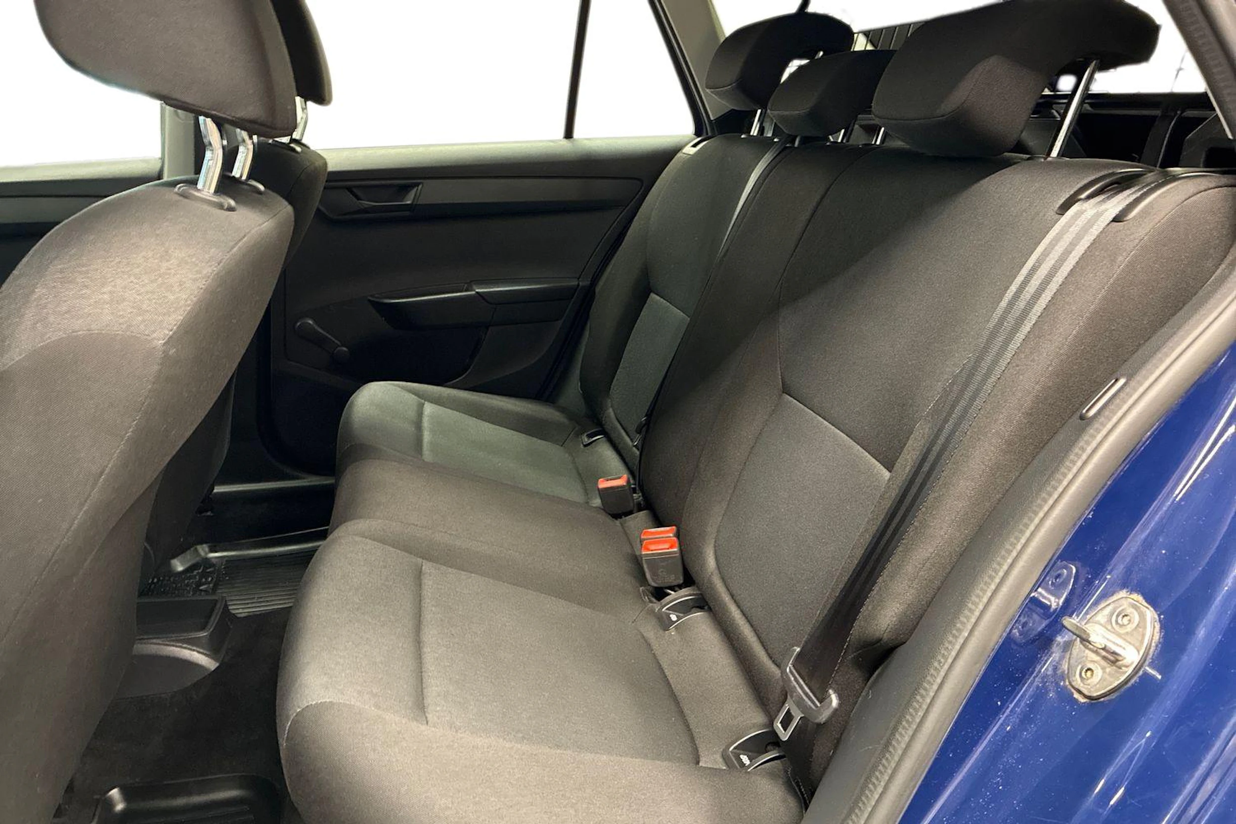 sininen Skoda Fabia 2018 kuva 8.