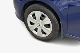 sininen Skoda Fabia 2018 kuva 9.