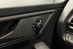 sininen Skoda Fabia 2018 kuva 14.